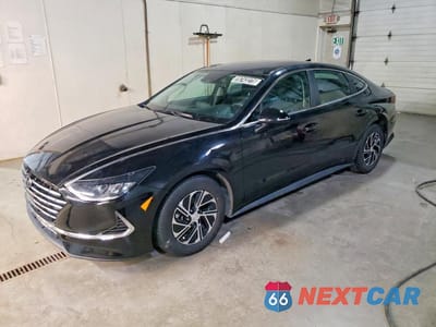 2023 HYUNDAI SONATA HYBRID BLUE KMHL24JJ4PA055234 - główne zdjęcie licytacji z USA - miniatura