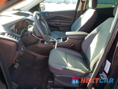 Zdjęcie 7 z 12 samochodu: 2019 FORD ESCAPE S VIN:1FMCU0F70KUB63065 - miniatura