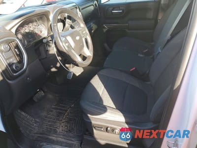 Zdjęcie 7 z 12 samochodu: 2021 CHEVROLET SILVERADO C1500 LT VIN:3GCPWCED5MG108108 - miniatura