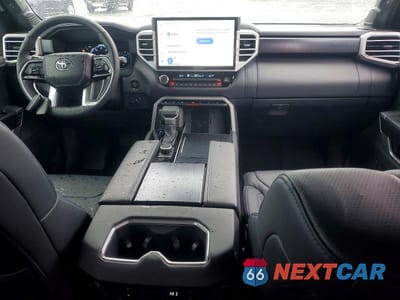 Zdjęcie 8 z 12 samochodu: 2025 TOYOTA SEQUOIA PLATINUM VIN:7SVAAABA1SX054274 - miniatura