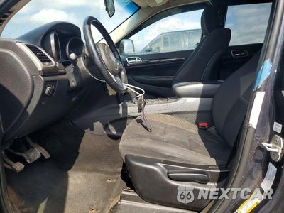Zdjęcie 7 z 13 samochodu: 2013 JEEP GRAND CHEROKEE LAREDO VIN:1C4RJFAG7DC567510 - miniatura