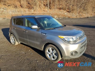 Czwarte zdjęcie samochodu z boku: 2018 KIA SOUL BASE VIN:KNDJN2A28J7555742 - miniatura