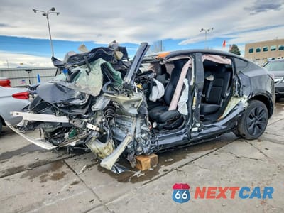 2024 TESLA MODEL Y 7SAYGDEEXRF117354 - główne zdjęcie licytacji z USA - miniatura