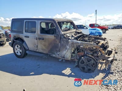 Czwarte zdjęcie samochodu z boku: 2020 JEEP WRANGLER UNLIMITED SPORT VIN:1C4HJXDN8LW199279 - miniatura