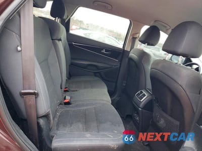 Zdjęcie 11 z 13 samochodu: 2020 KIA SORENTO LX V6 VIN:5XYPG4A51LG631124 - miniatura