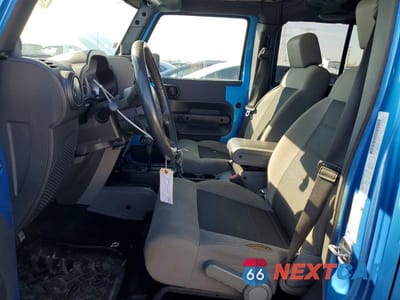Zdjęcie 7 z 12 samochodu: 2010 JEEP WRANGLER UNLIMITED SPORT VIN:1J4HB3H15AL214469 - miniatura