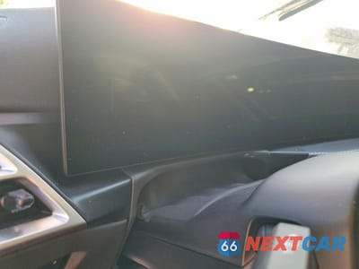 Zdjęcie 9 z 12 samochodu: 2025 BMW 330XI VIN:3MW89CW02S8F45835 - miniatura