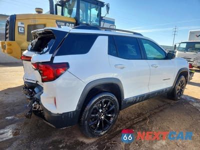 Trzecie zdjęcie samochodu z tyłu: 2026 GMC TERRAIN ELEVATION VIN:3GKALUEG4TL239068 - miniatura