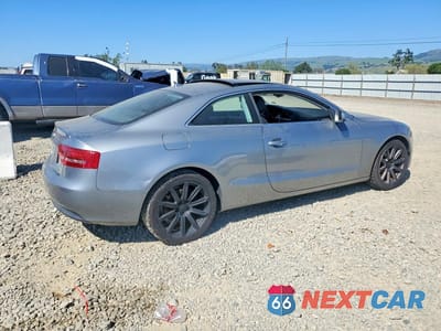 Trzecie zdjęcie samochodu z tyłu: 2011 AUDI A5 PREMIUM PLUS VIN:WAULFAFR4BA049655 - miniatura