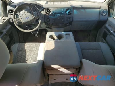 Zdjęcie 8 z 12 samochodu: 2013 FORD F450 SUPER DUTY VIN:1FD0W4HT3DEA22406 - miniatura