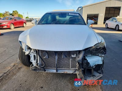 Piąte zdjęcie samochodu w środku: 2016 LEXUS IS 200T BASE VIN:JTHBA1D28G5027840 - miniatura