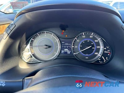 Zdjęcie 8 z 10 samochodu: 2017 INFINITI QX80 BASE VIN:JN8AZ2NEXH9153801 - miniatura