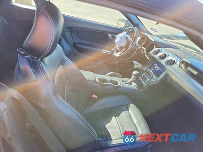 Zdjęcie 10 z 12 samochodu: 2021 FORD MUSTANG VIN:1FATP8UH9M5115833 - miniatura