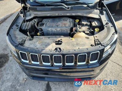 Zdjęcie 12 z 13 samochodu: 2018 JEEP COMPASS LATITUDE VIN:3C4NJDBB8JT111943 - miniatura