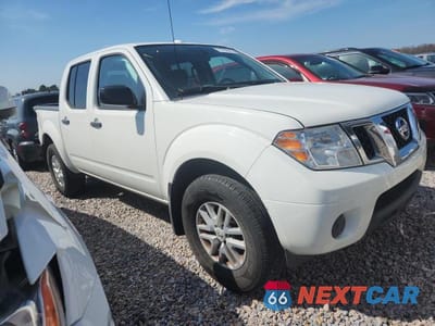 Czwarte zdjęcie samochodu z boku: 2018 NISSAN FRONTIER SV VIN:1N6AD0EV5JN738570 - miniatura