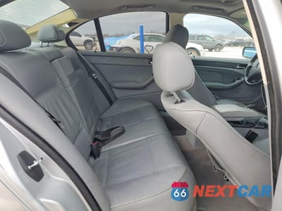 Zdjęcie 10 z 14 samochodu: 2002 BMW 325 I VIN:WBAEV33422KL69017 - miniatura