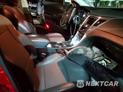 Zdjęcie 13 z 14 samochodu: 2011 HYUNDAI SONATA SE VIN:5NPEC4AC4BH087470 - miniatura