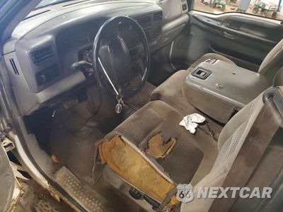 Zdjęcie 8 z 13 samochodu: 2000 FORD F250 SUPER DUTY VIN:1FTNF21L7YEB88278 - miniatura