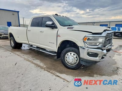 Czwarte zdjęcie samochodu z boku: 2022 RAM 3500 LARAMIE VIN:3C63RRJL0NG102361 - miniatura