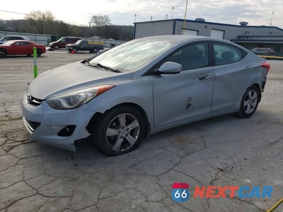 2013 HYUNDAI ELANTRA GLS 5NPDH4AE7DH172935 - główne zdjęcie licytacji z USA - miniatura