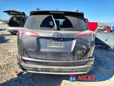 Zdjęcie 6 z 12 samochodu: 2016 TOYOTA RAV4 XLE VIN:JTMRFREVXGJ077882 - miniatura