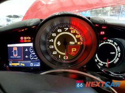 Zdjęcie 9 z 11 samochodu: 2015 FERRARI CALIFORNIA T VIN:ZFF77XJA5F0204488 - miniatura