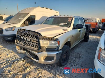 Drugie zdjęcie samochodu z przodu: 2019 RAM 2500 TRADESMAN FLATBED TRUCK VIN:3C6UR5HL0KG612076 - miniatura