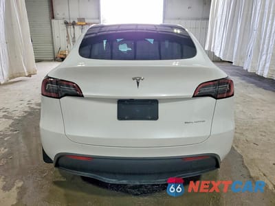 Zdjęcie 6 z 14 samochodu: 2023 TESLA MODEL Y VIN:7SAYGDEE2PA181429 - miniatura