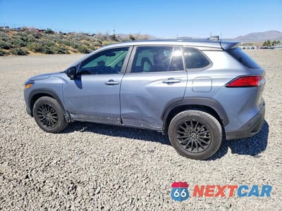Drugie zdjęcie samochodu z przodu: 2022 TOYOTA COROLLA CROSS L VIN:7MUAAABG4NV011062 - miniatura