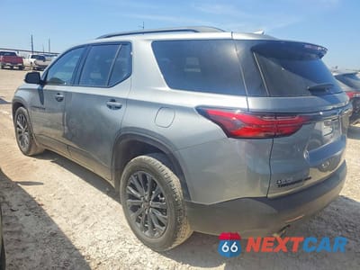 Drugie zdjęcie samochodu z przodu: 2023 CHEVROLET TRAVERSE RS VIN:1GNEVJKW9PJ290085 - miniatura