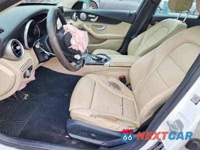 Zdjęcie 7 z 11 samochodu: 2016 MERCEDES-BENZ C 300 VIN:55SWF4JB9GU148903 - miniatura