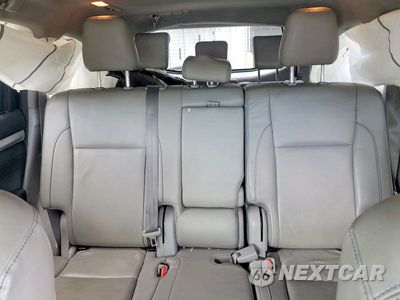 Zdjęcie 10 z 13 samochodu: 2018 TOYOTA HIGHLANDER XLE VIN:5TDJZRFH0JS841973 - miniatura
