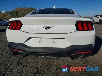 Zdjęcie 6 z 12 samochodu: 2024 FORD MUSTANG VIN:1FA6P8TH8R5107938 - miniatura