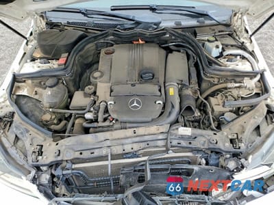 Zdjęcie 11 z 11 samochodu: 2013 MERCEDES-BENZ C 250 VIN:WDDGF4HB9DA783819 - miniatura
