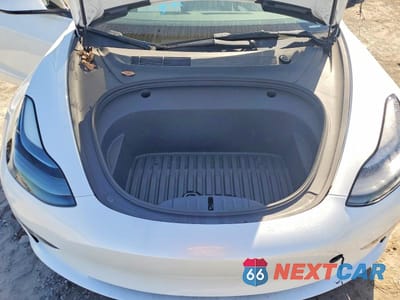 Zdjęcie 11 z 12 samochodu: 2023 TESLA MODEL 3 VIN:5YJ3E1EA9PF398200 - miniatura