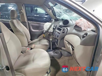 Zdjęcie 7 z 13 samochodu: 2003 TOYOTA ECHO BASE VIN:JTDBT123030275448 - miniatura