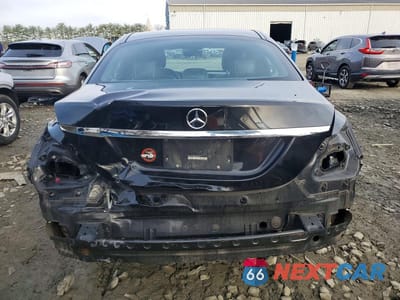 Zdjęcie 6 z 13 samochodu: 2019 MERCEDES-BENZ C 300 4MATIC VIN:55SWF8EB6KU312781 - miniatura