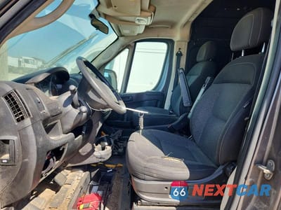Zdjęcie 7 z 13 samochodu: 2019 RAM PROMASTER 2500 DELIVERY VAN VIN:3C6TRVDG7KE516090 - miniatura