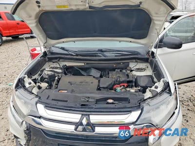 Zdjęcie 12 z 13 samochodu: 2017 MITSUBISHI OUTLANDER ES VIN:JA4AD2A31HZ023088 - miniatura