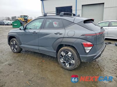 Drugie zdjęcie samochodu z przodu: 2025 HYUNDAI KONA SEL VIN:KM8HBCABXSU272173 - miniatura