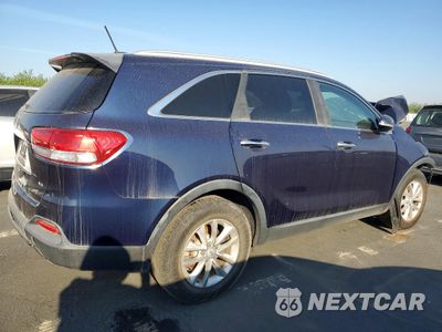Trzecie zdjęcie samochodu z tyłu: 2016 KIA SORENTO LX V6 VIN:5XYPG4A55GG147611 - miniatura