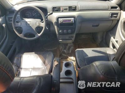 Zdjęcie 8 z 12 samochodu: 1998 HONDA CR-V LX VIN:JHLRD284XWC001245 - miniatura