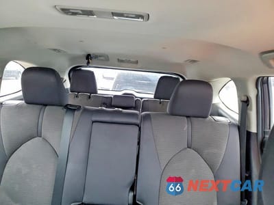 Zdjęcie 10 z 12 samochodu: 2021 TOYOTA HIGHLANDER LE VIN:5TDZZRAH7MS067526 - miniatura