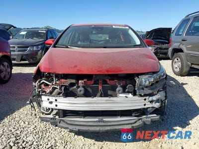 Piąte zdjęcie samochodu w środku: 2019 TOYOTA PRIUS PRIME PREMIUM VIN:JTDKARFP1K3113102 - miniatura