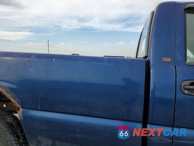 Zdjęcie 10 z 13 samochodu: 2000 CHEVROLET SILVERADO C1500 VIN:1GCEC14W3YE265253 - miniatura