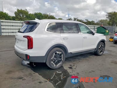 Trzecie zdjęcie samochodu z tyłu: 2025 KIA TELLURIDE S VIN:5XYP64GC0SG613074 - miniatura
