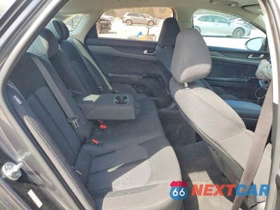 Zdjęcie 10 z 12 samochodu: 2022 KIA K5 LXS VIN:5XXG14J25NG135841 - miniatura