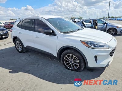 Czwarte zdjęcie samochodu z boku: 2022 FORD ESCAPE SE VIN:1FMCU0G63NUA45828 - miniatura