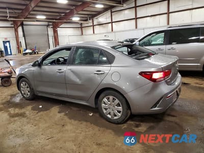 Drugie zdjęcie samochodu z przodu: 2022 KIA RIO S VIN:3KPA24AD0NE502917 - miniatura