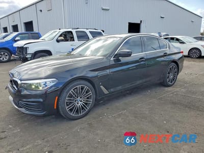 2019 BMW 530E WBAJA9C56KB399143 - główne zdjęcie licytacji z USA - miniatura